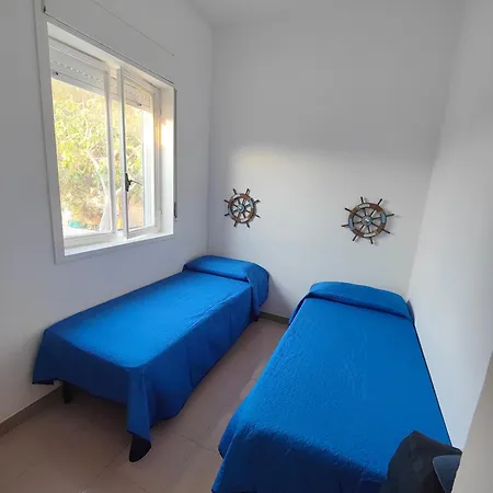 Marzamo A 290mt Dal Mare Feriehus *